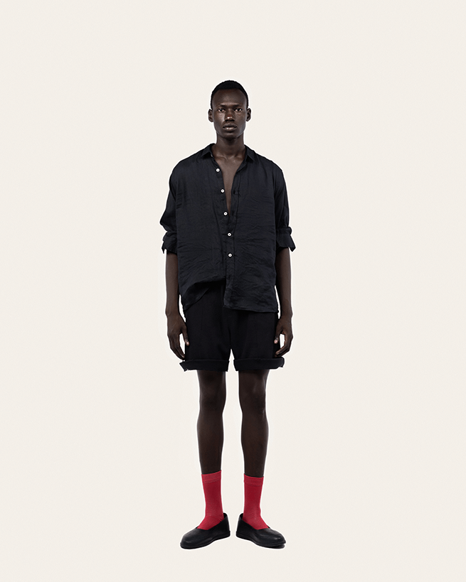 BLACK LINEN SHIRT (2) BLACK LINEN SHIRT (1)