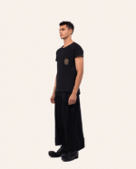 RELAXED FIT EMBROIDERED T-SHIRT IN BLACK (1)